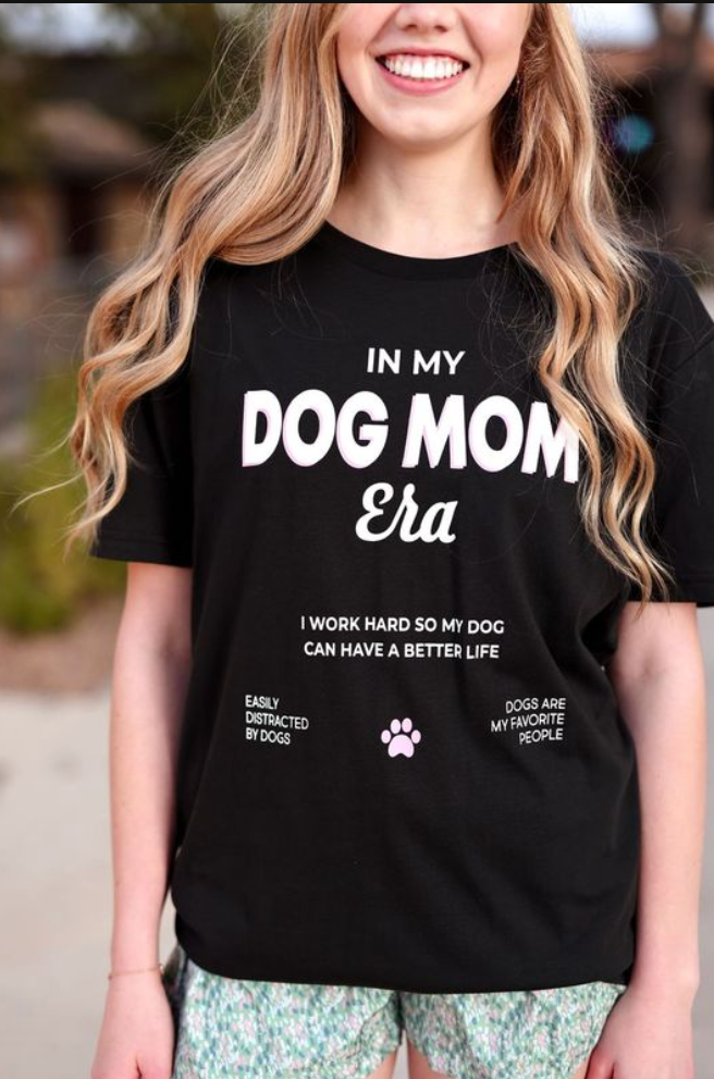 Dog Mom Era Tee