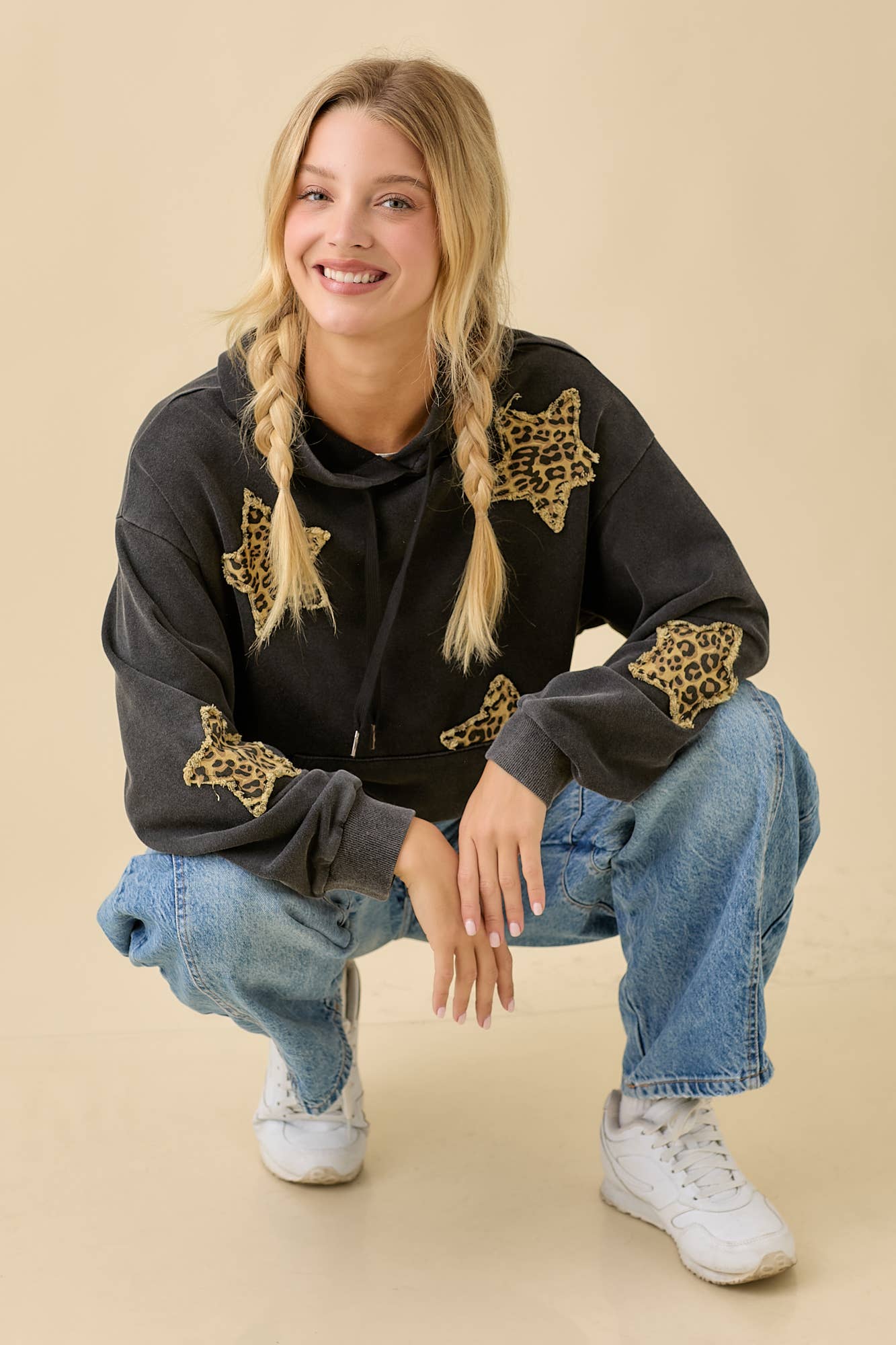 Mineral Wash Star Hoodie
