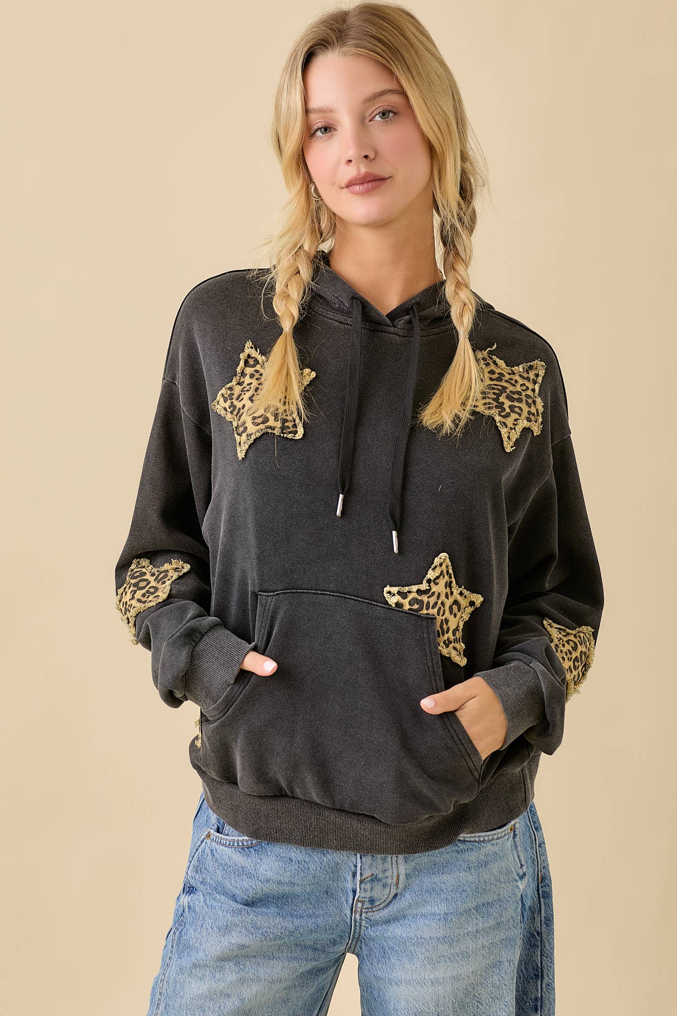 Mineral Wash Star Hoodie
