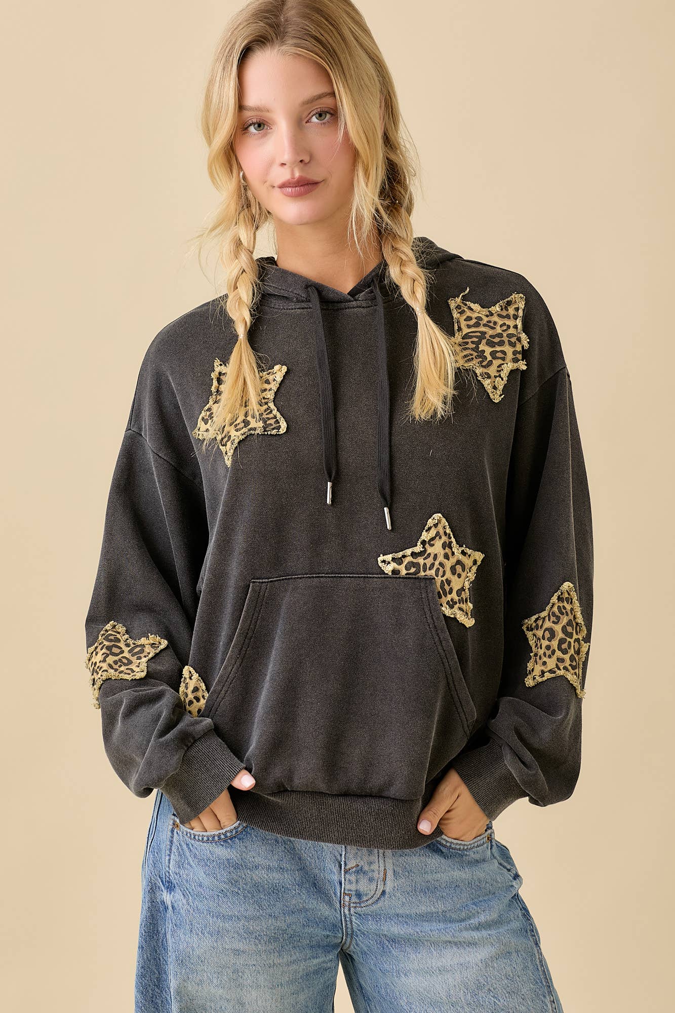 Mineral Wash Star Hoodie
