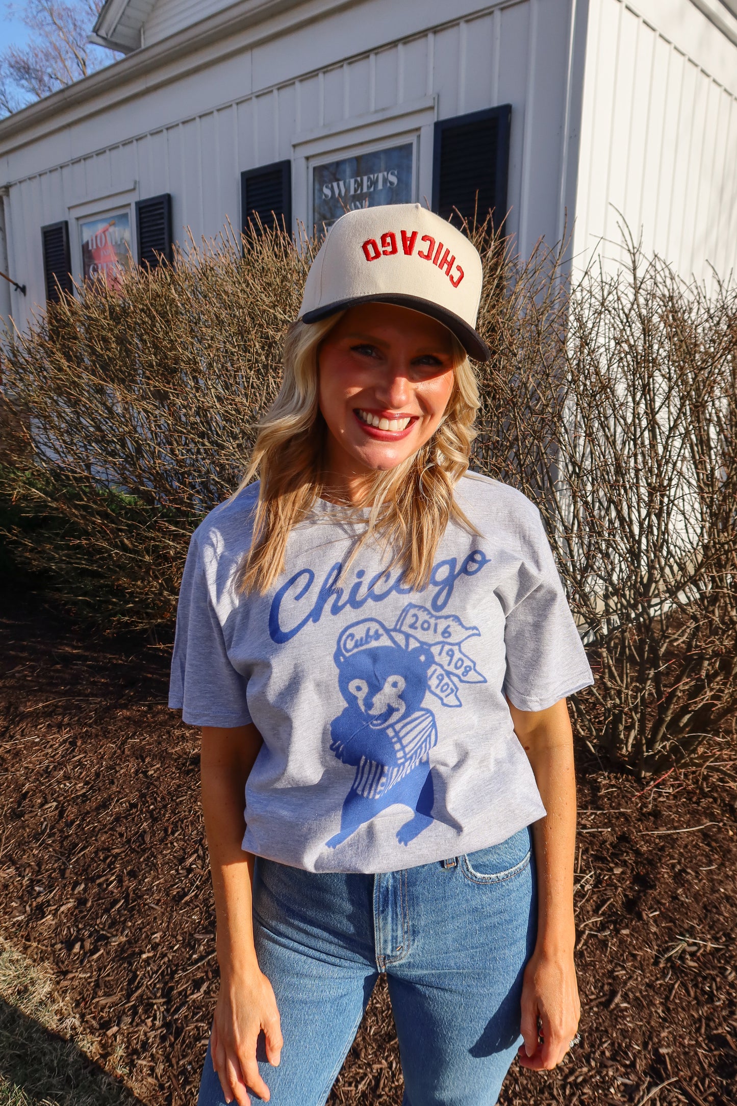 CHICAGO - Upside Down Trucker Baseball Cap