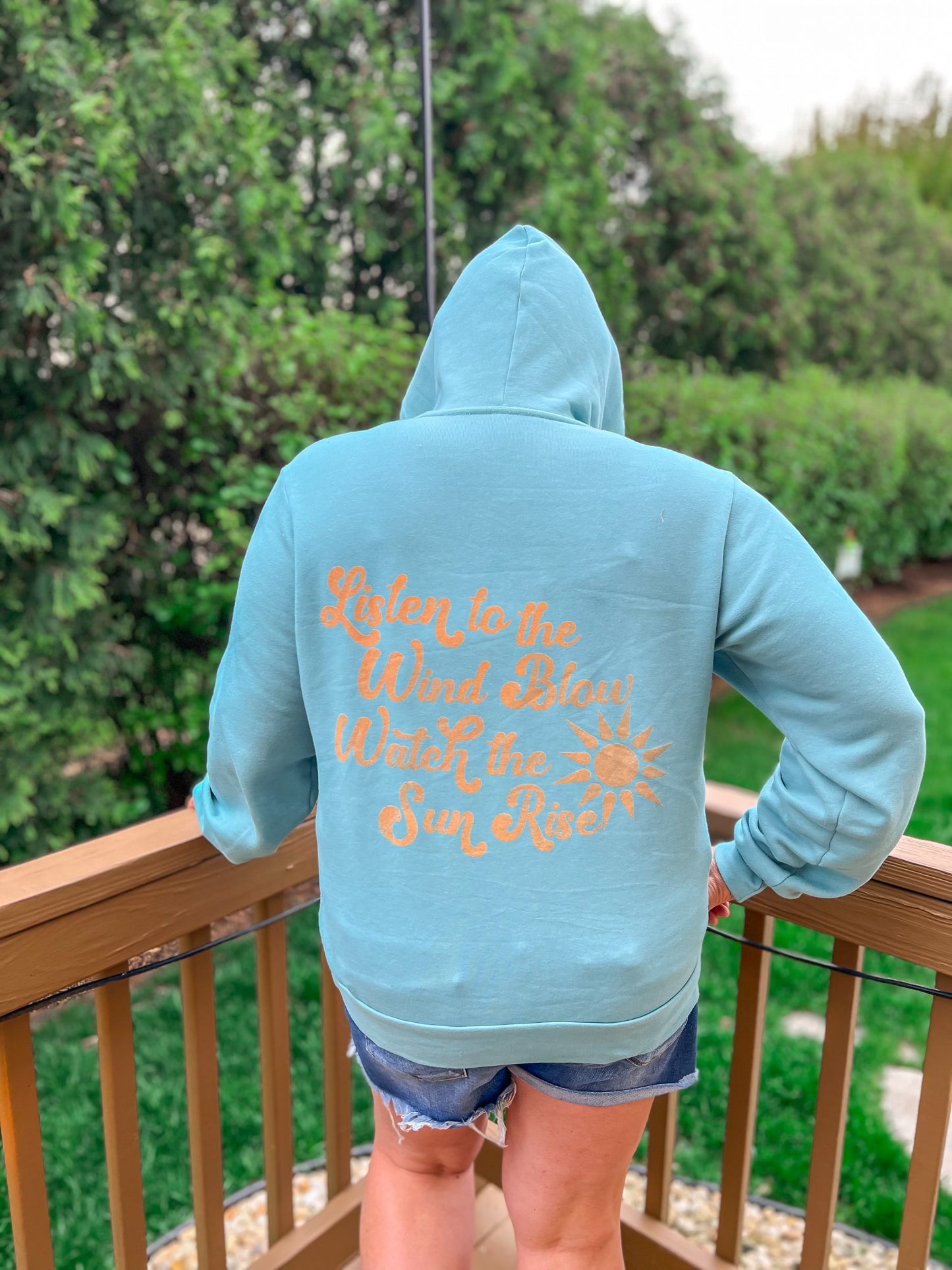 Listen to the wind blow, Watch the sun rise