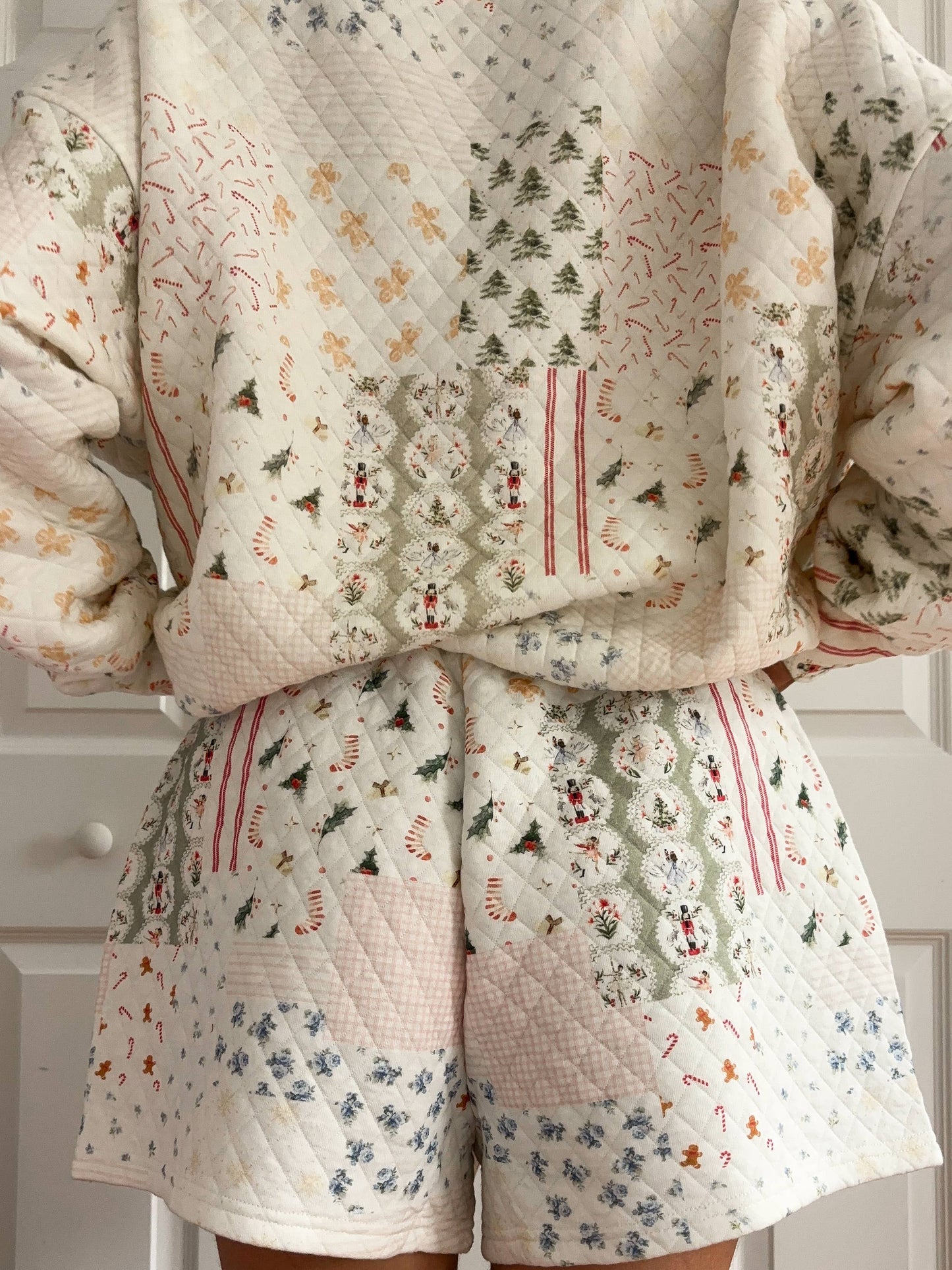 35 Christmas Holiday Quilted Shorts