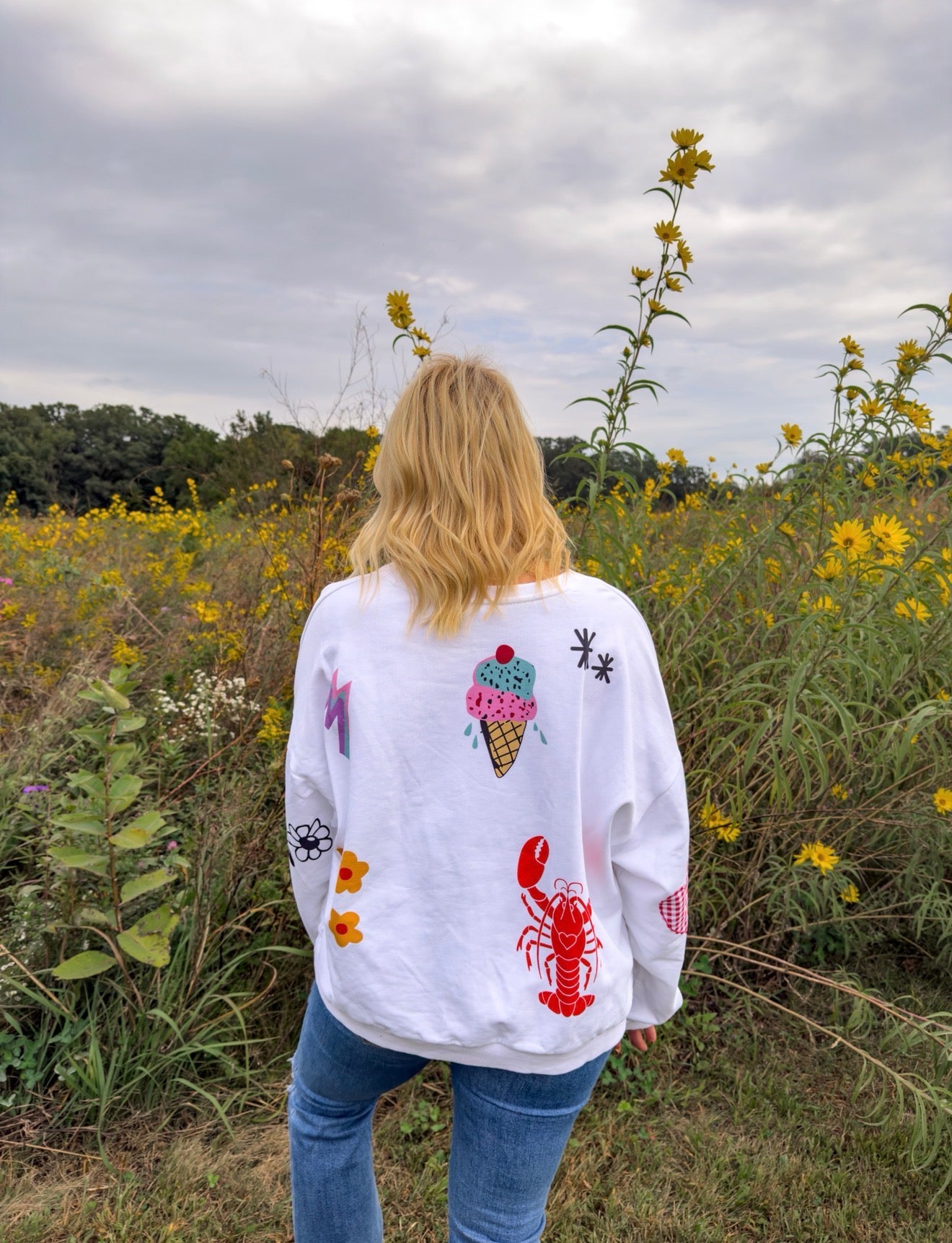 Somebody Loves You Sweatshirts