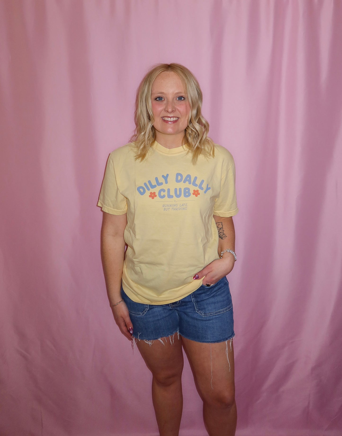 Dilly Dally Club Tee