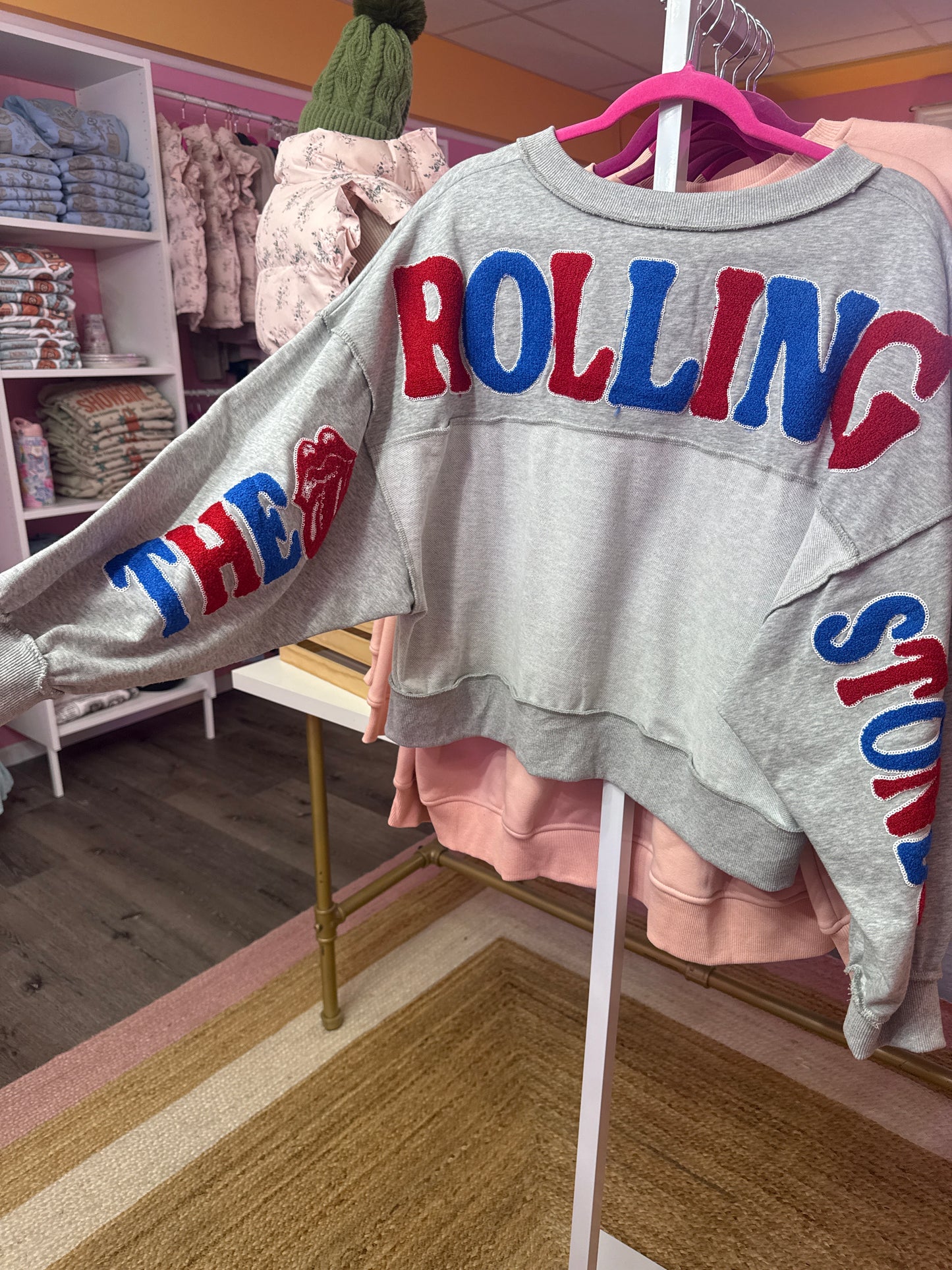 Grey Rolling Stones cropped pullover