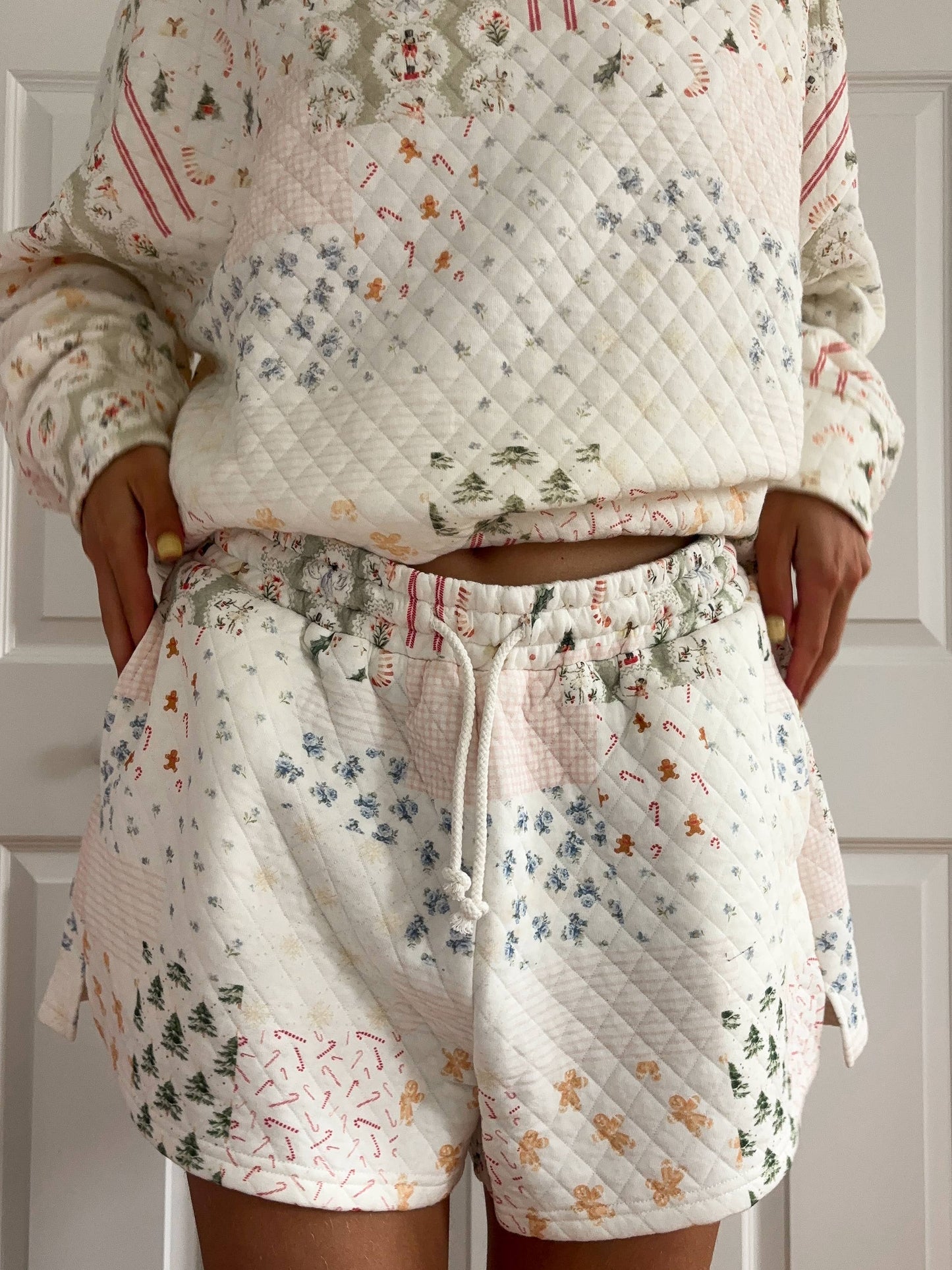 35 Christmas Holiday Quilted Shorts