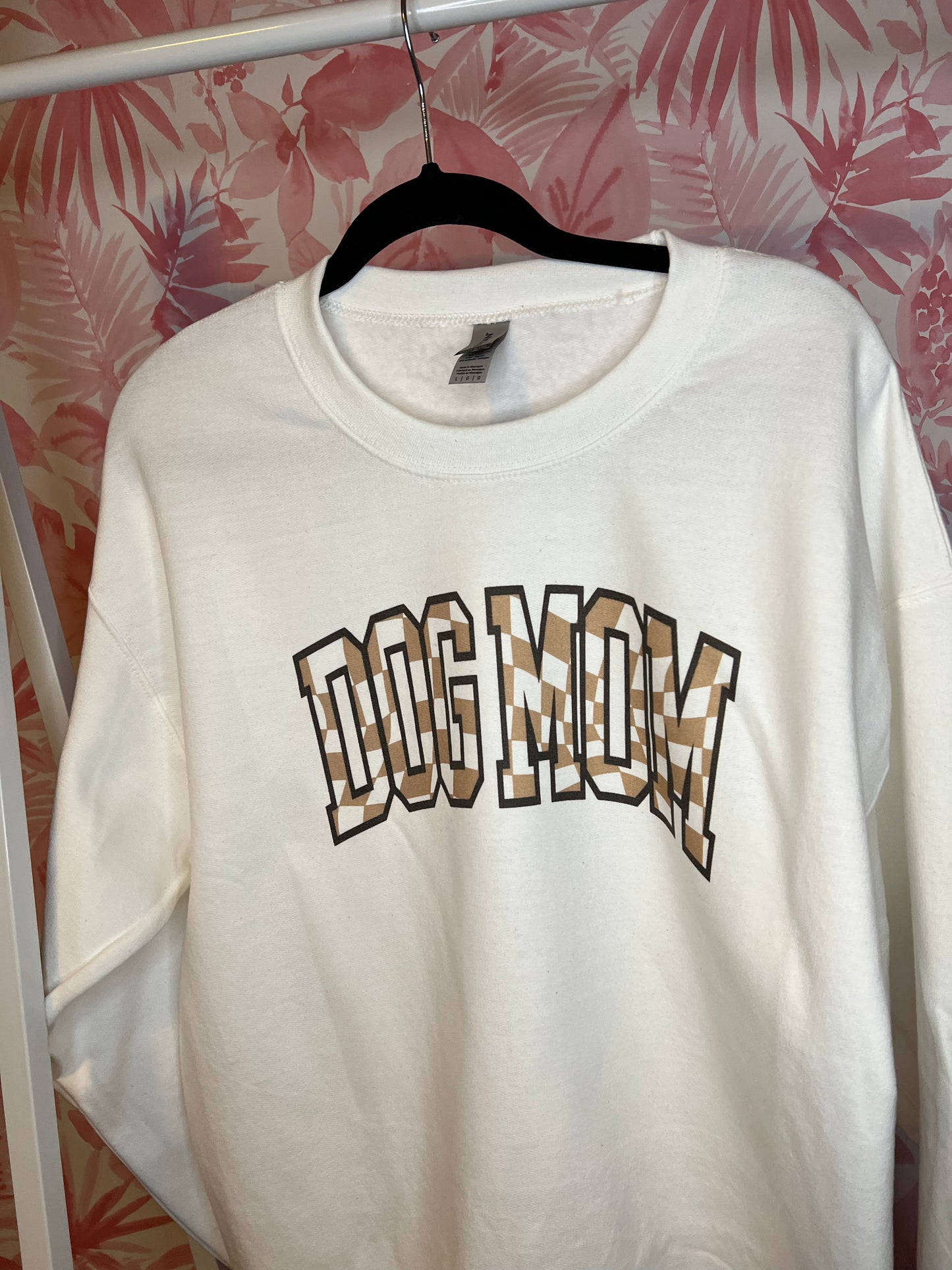 Dog mom cropped tee/ crewneck