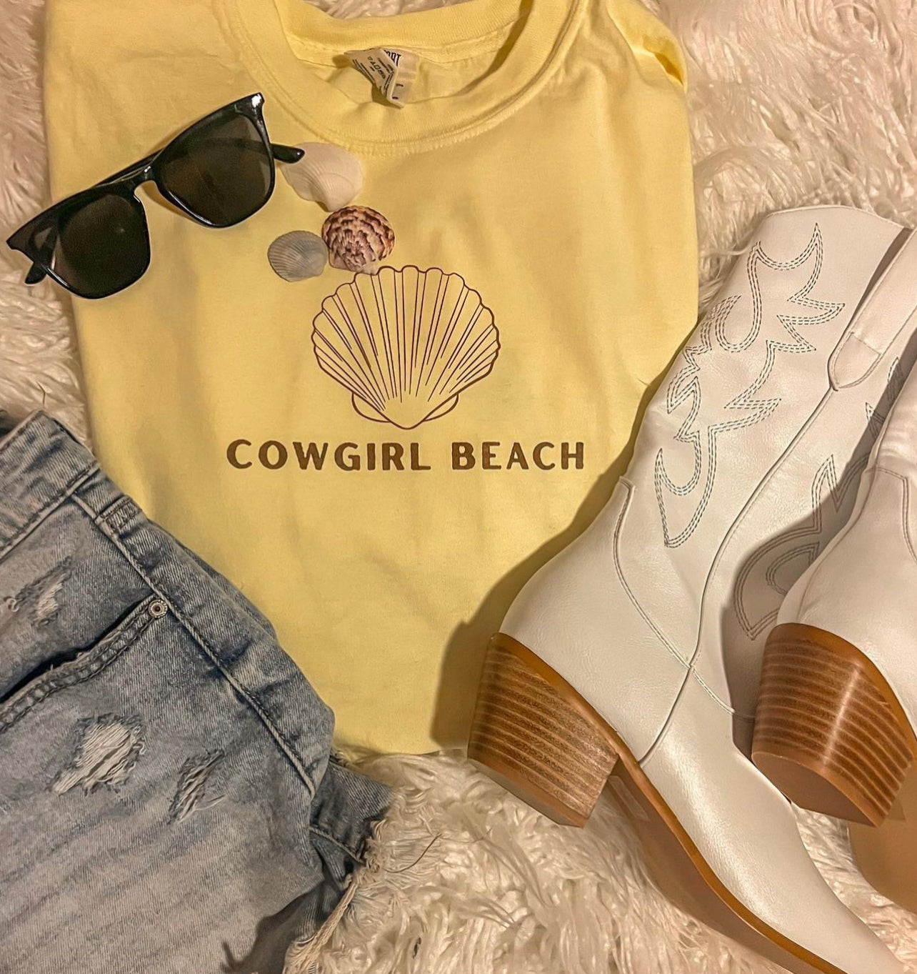 Cowgirl Beach tee