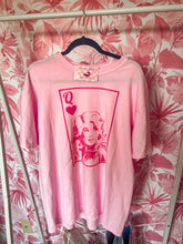 Load image into Gallery viewer, Queen Dolly tee
